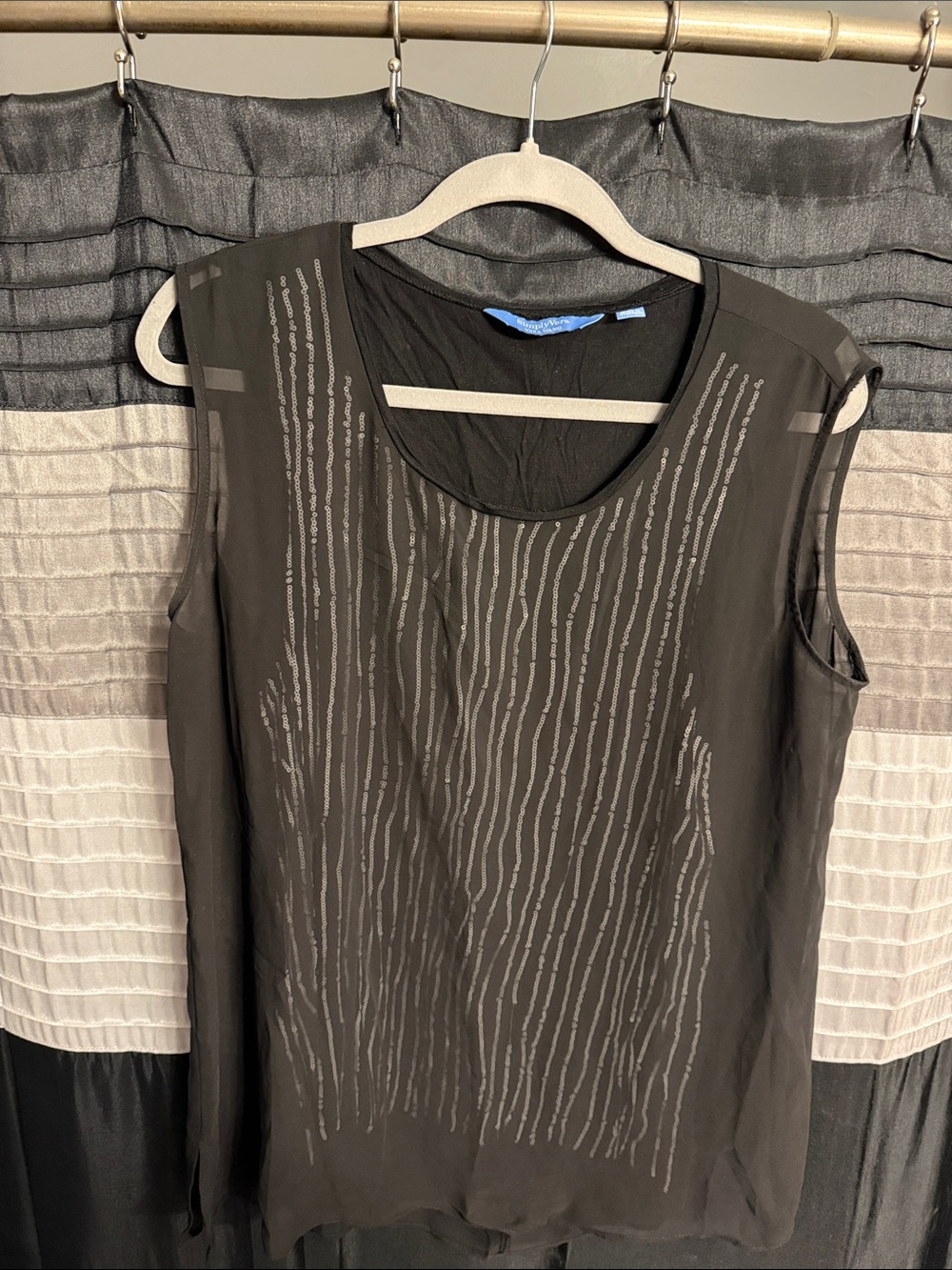 Women's Black Sleeveless Embellished Scoop Neck Top